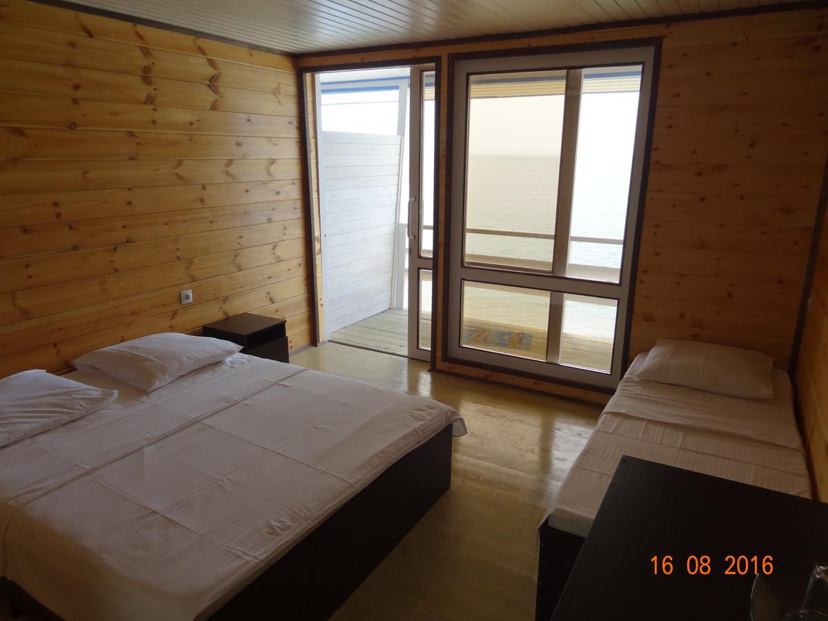 Captain Black Hotel Pizunda Luaran gambar